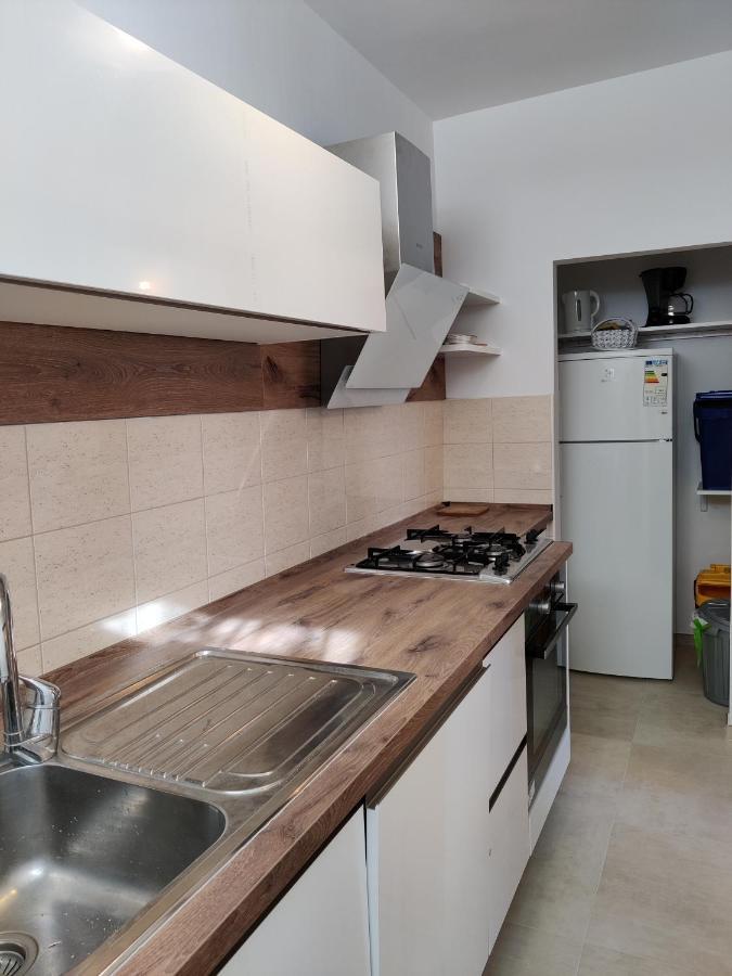 Apartments Vili 乌马格 外观 照片
