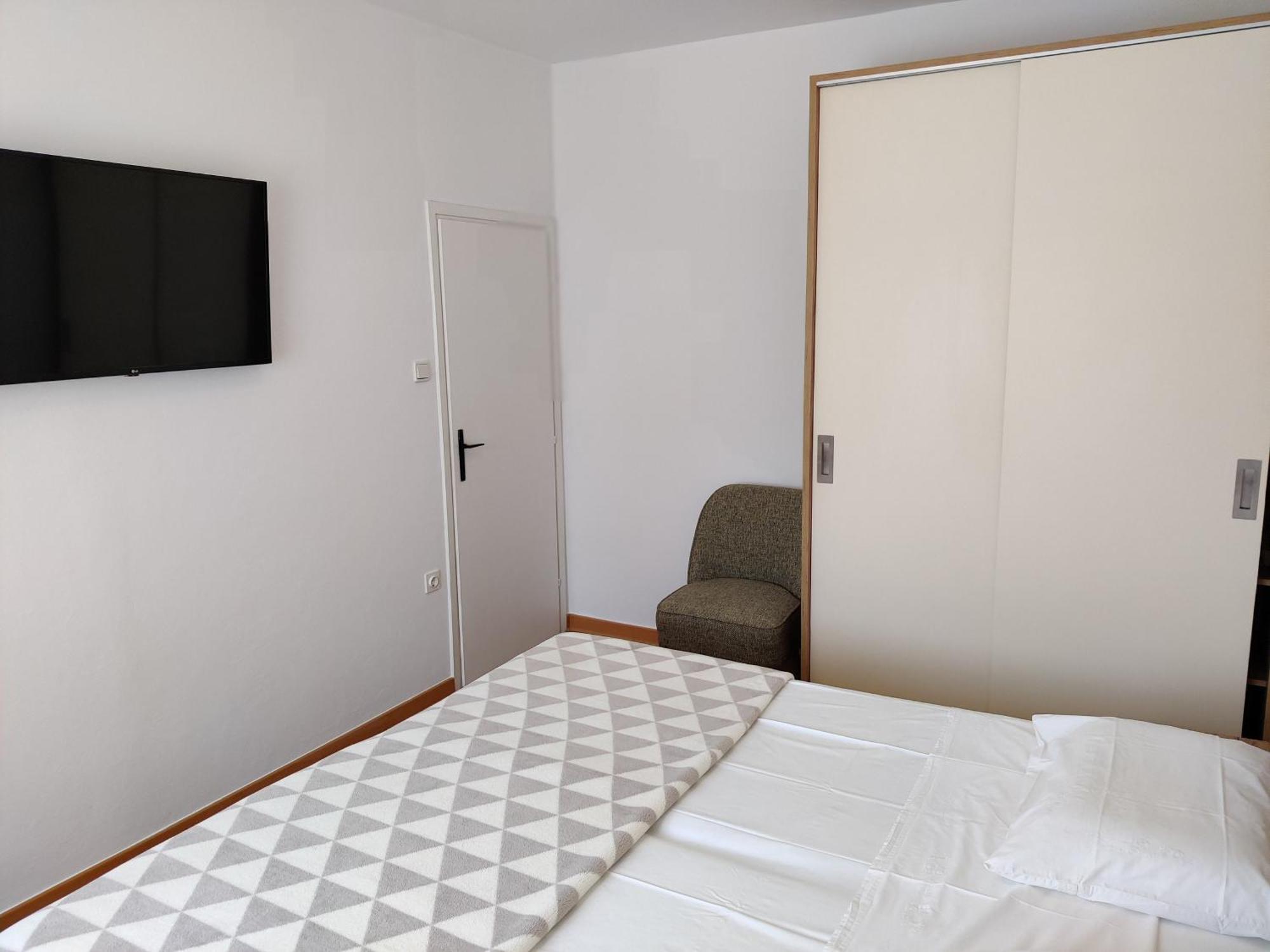 Apartments Vili 乌马格 外观 照片